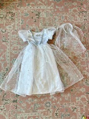 Little Adventures Bridal Set